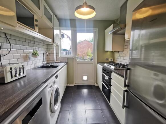 00 Kitchen.jpg