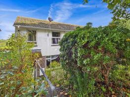 88, Longfield, Falmouth TR11 4SL