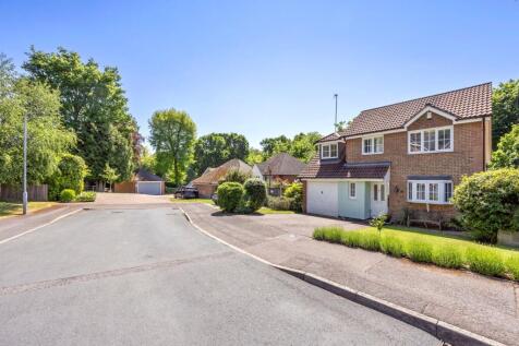 Welland Close, Crowborough, TN6