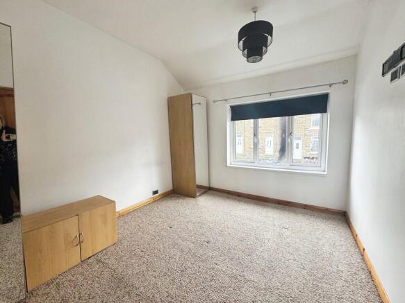 3 bed End of Terrace to rent Image 6