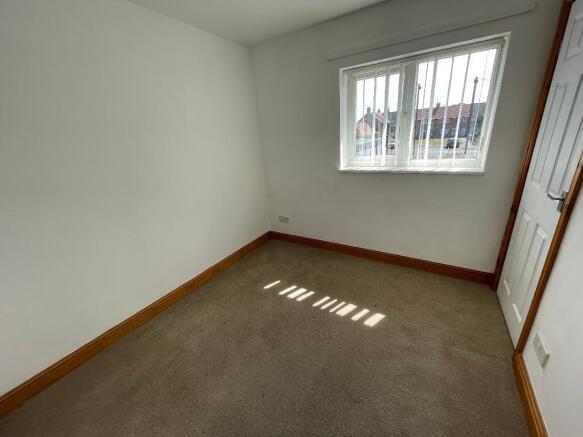 3 bed Terraced to rent Image 9