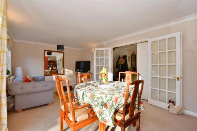 Lounge/Diner