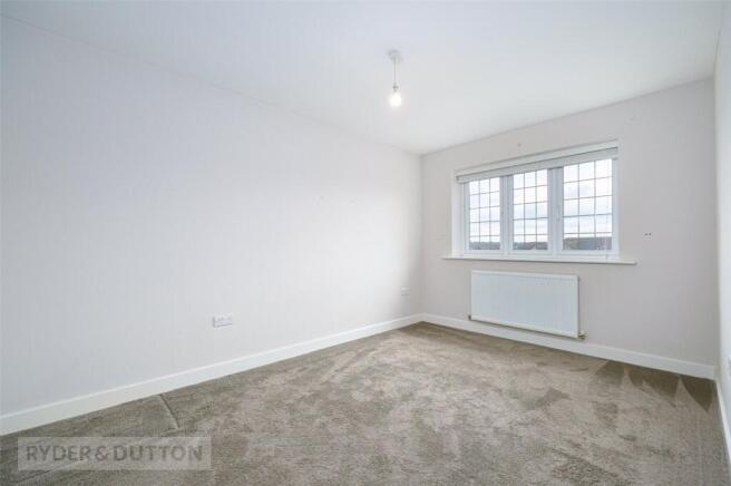4 bed Detached for sale Image 10