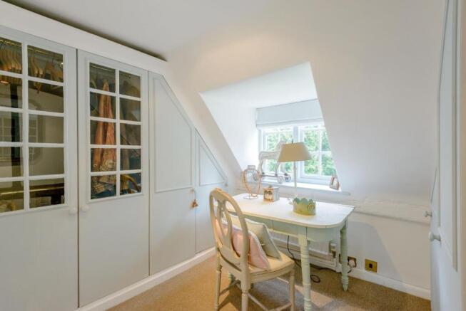 8381416-interior17-800.jpg