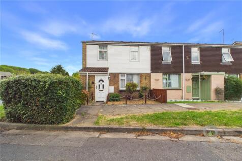 Longueville Court, Lumbertubs, Northampton, NN3