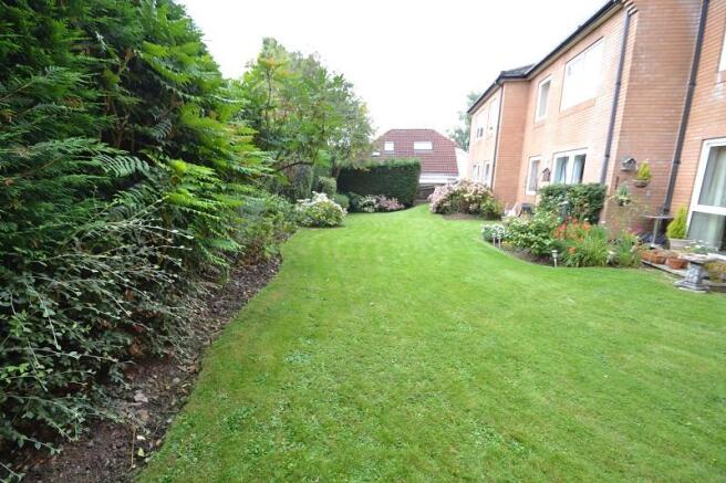 Communal gardens