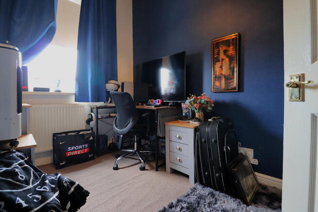 3 bed Terraced for sale Image 8