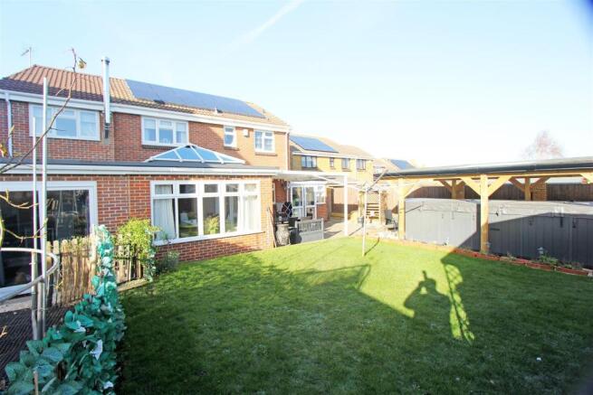 14Fallowfield-Rear.jpg
