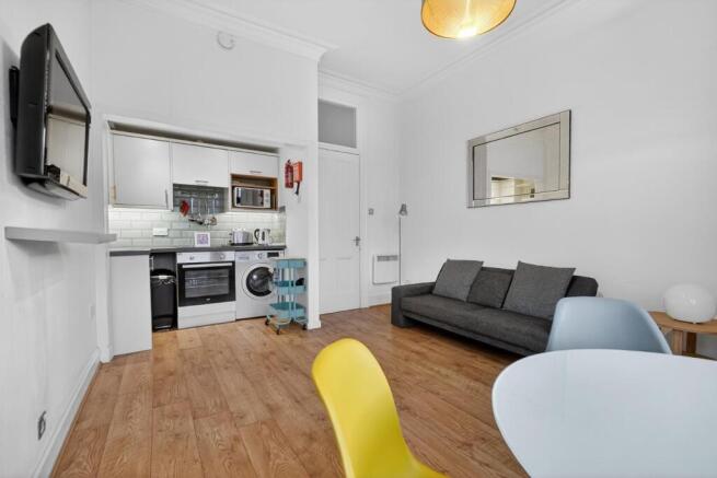 8_19 crawford street, largs _08.jpg