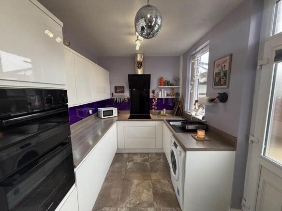 3 bed End of Terrace for sale Image 4