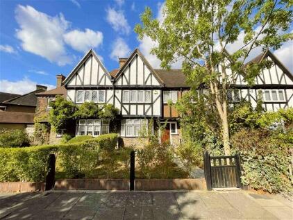 Queens Drive, West Acton, West Acton, W3