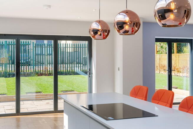 4 bed Cottage for sale Image 11