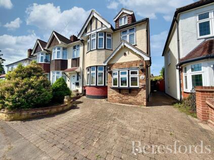 Kinfauns Avenue, Hornchurch, RM11