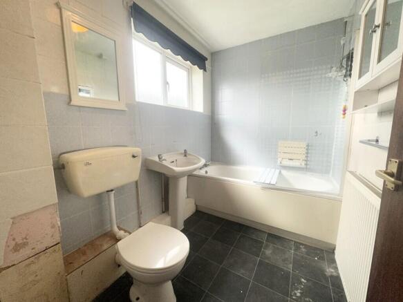 2 bed Terraced Bungalow for sale Image 7