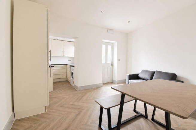 Kitchen & Lounge .png