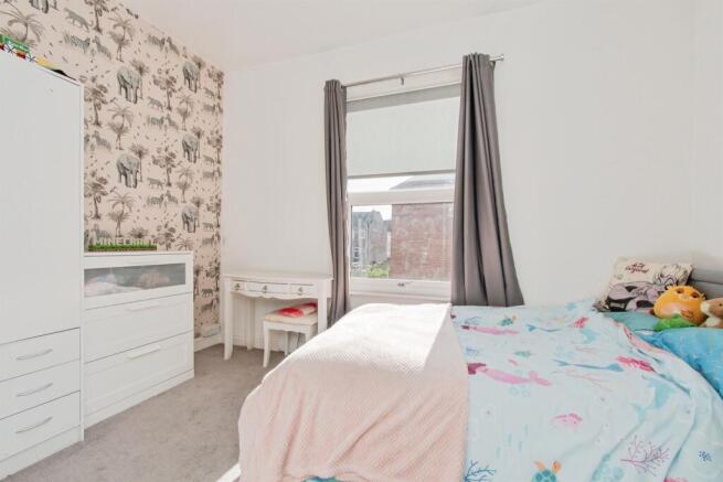 3 bed End of Terrace for sale Image 9