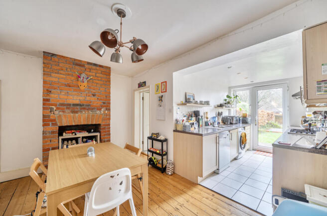 1404201-14-697236...