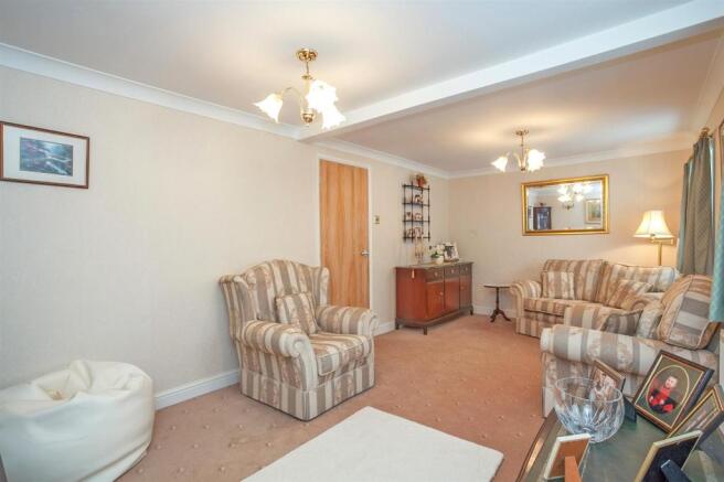 Sitting Room 1.jpg