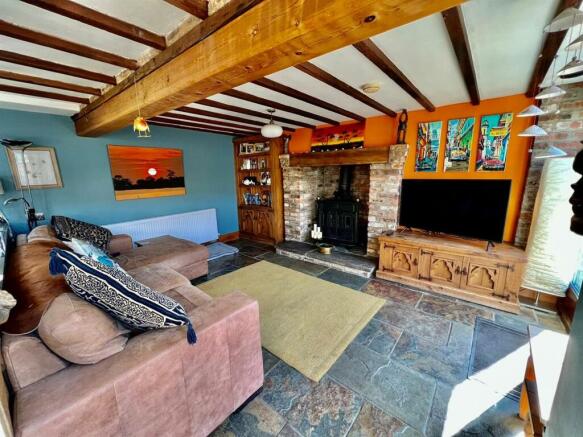 Open Plan Kitchen and Sitting Room