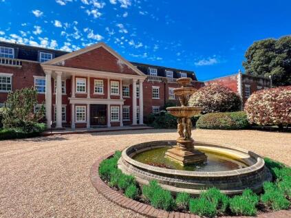 Molesey Park Road, East Molesey, KT8