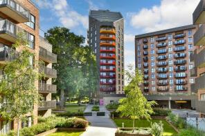 Flat 10, Guinevere Point, Waterhouse Avenue, Maidstone ME14 2FJ