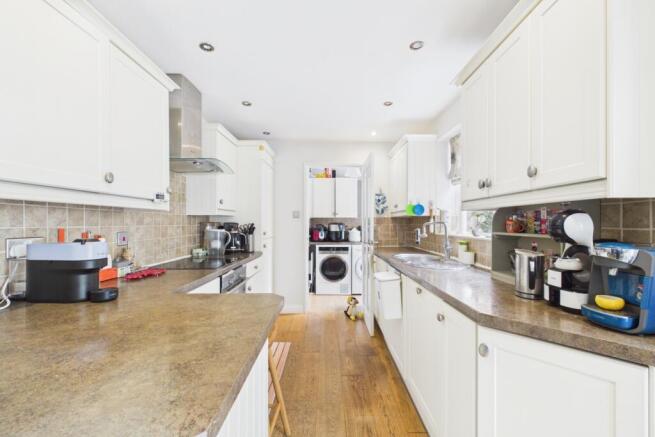 3 bed Detached for sale Image 3