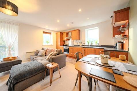 Flat 28, Thwaite Court, Cornmill View, Horsforth, Leeds, West Yorkshire