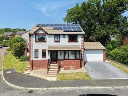 Churchfields Drive, Bovey Tracey, TQ13