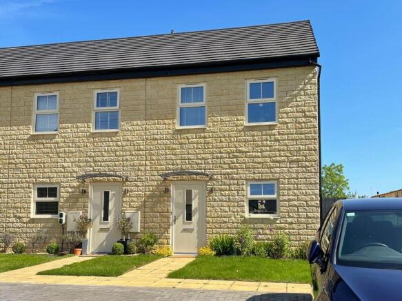 Sark Court, Leeds photo 4