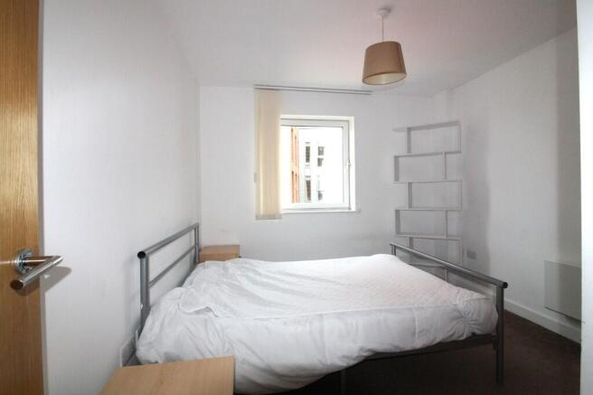 2 bed Apartment to rent Image 5