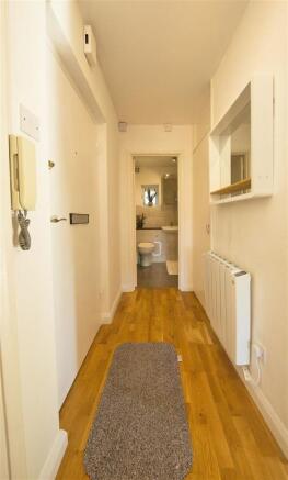 1 Hillside Ct. 2178.jpg