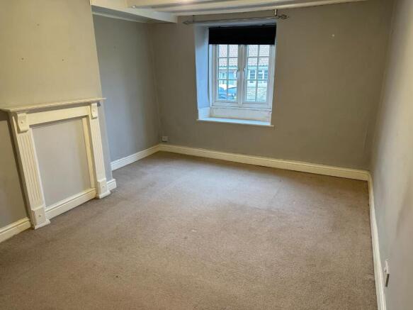 3 bed House for sale Image 8