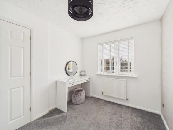 3 bed Semi-Detached for sale Image 11