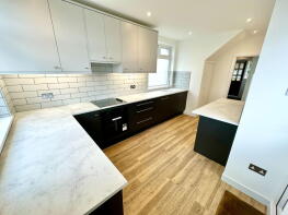 103, Hay Lane, London NW9 0LL