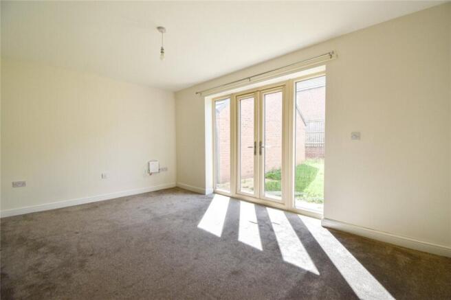 3 bed Semi-Detached to rent Image 5