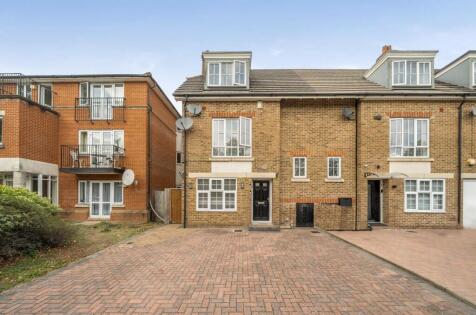 Goodhall Close, Stanmore, HA7