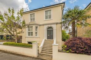 30a, Cadogan Road, Surbiton KT6 4DJ