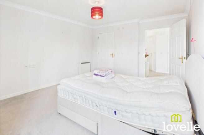 2 bed Flat for sale Image 10