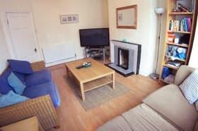 4 bed Terraced to rent Image 5