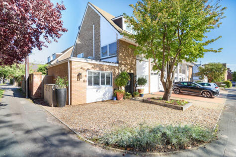 Beaufort Gardens, Marlow, SL7