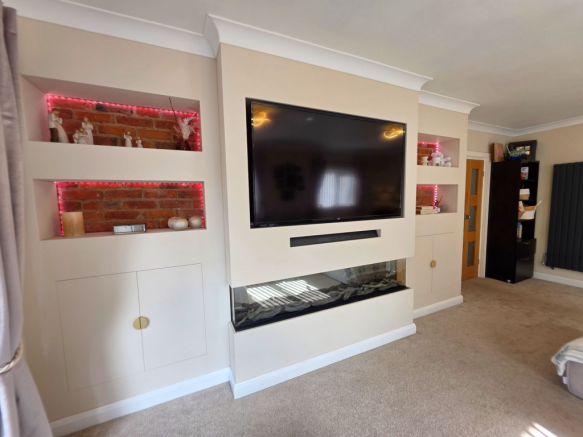 4 bed Detached for sale Image 11