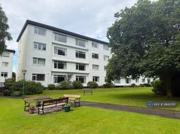 41, Strathclyde Court, Helensburgh G84 9PW