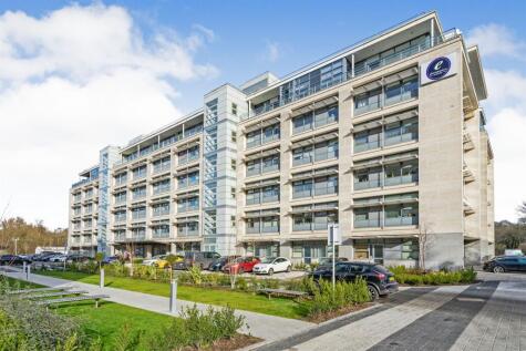 Edinburgh Gate, Harlow