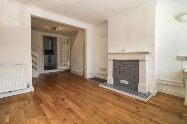 Lounge/Dining Room