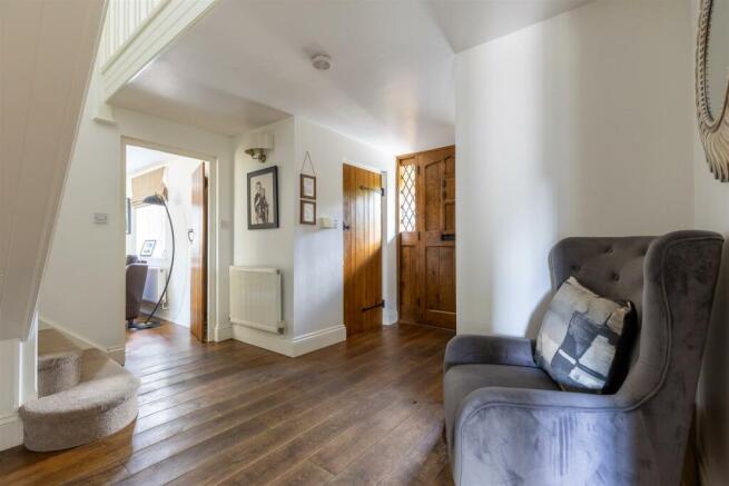 WrenburyCourt.1-21.jpg