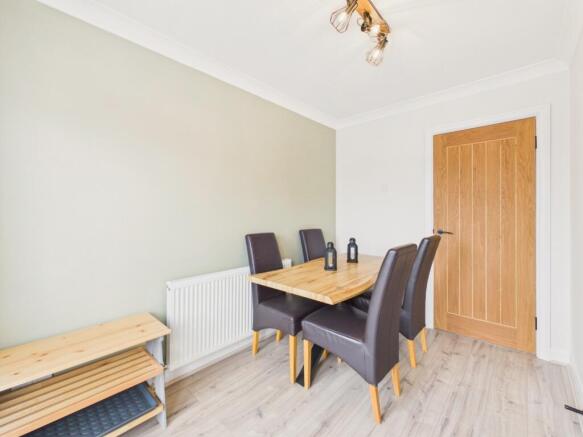 2 bed Terraced for sale Image 5