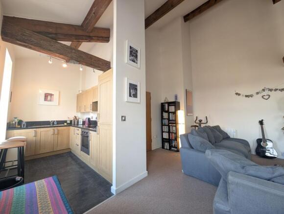 1 bed Apartment for sale Image 12