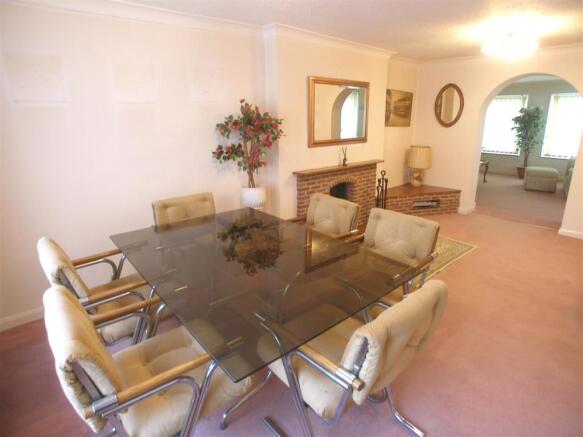 Dining/Family Room