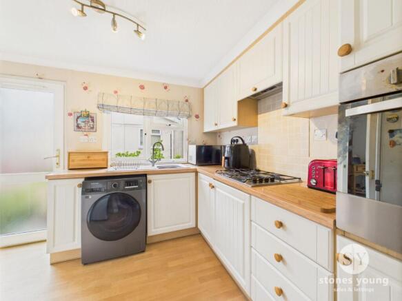 2 bed Park Home for sale Image 7