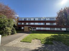 6, Fayerfield, Potters Bar EN6 5DQ